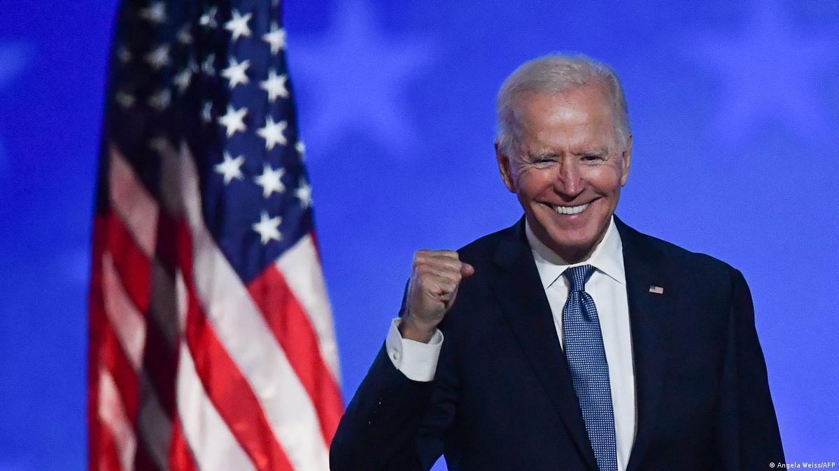 Президент США підтримав підготовку українських пілотів на винищувачах F-16 – ЗМІ