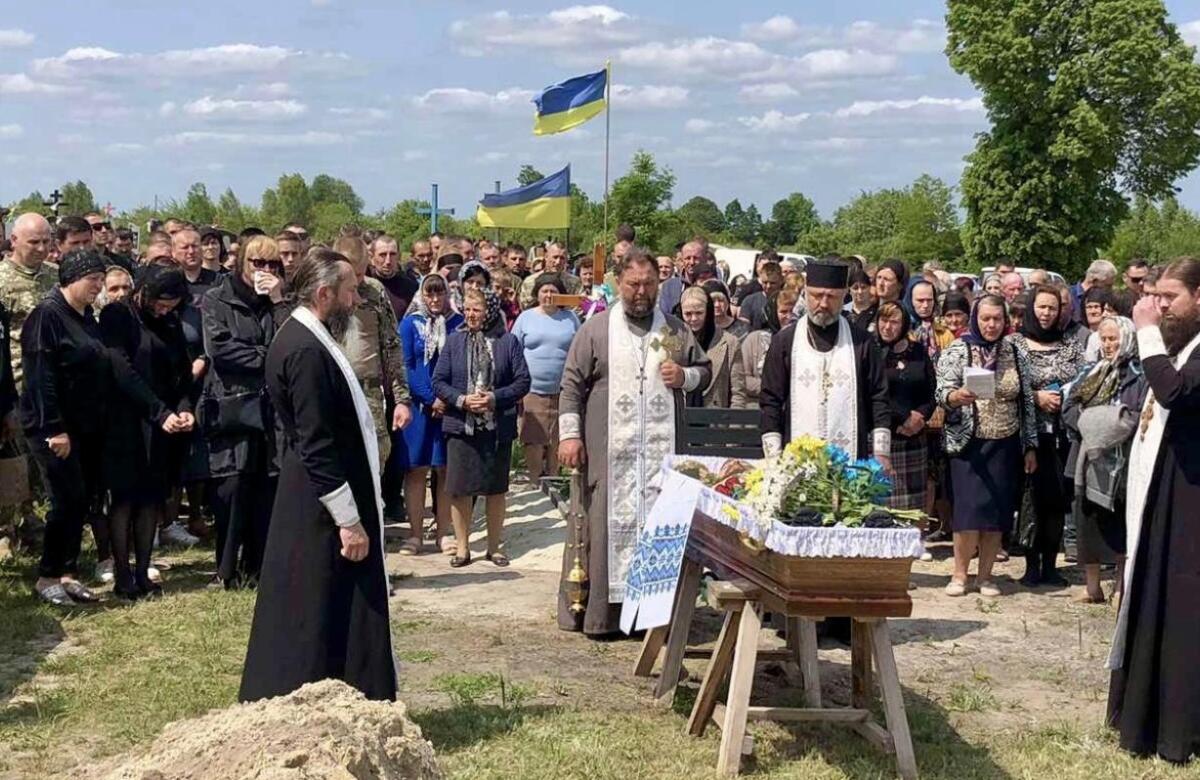 На Волині попрощалися із Героєм, якому життя обірвала ворожа снайперська куля