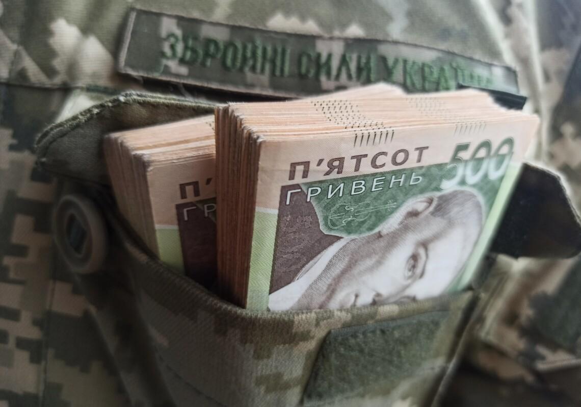 Збільшення відпусток та виплат військовим: у Раді зареєстрували законопроект