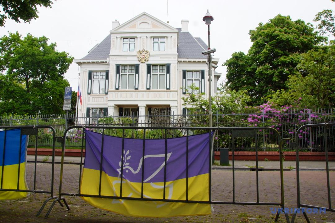 У Нідерландах відбулись протести проти вбивств та депортацій українських дітей (ФОТО)