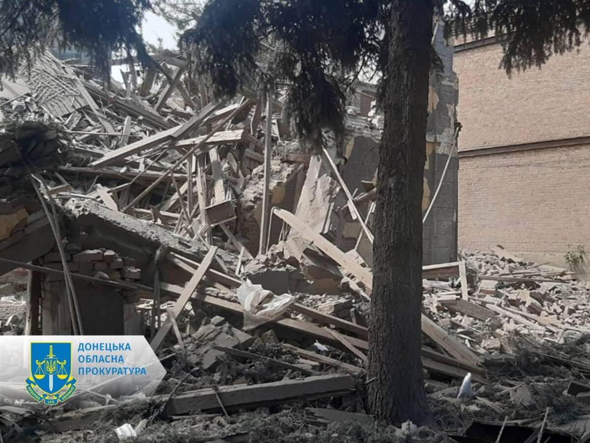 Окупанти за добу вбили двох цивільних на Донеччині, ще 12 поранені