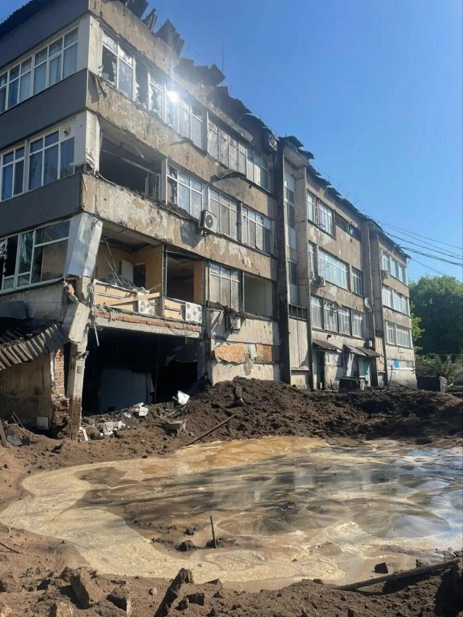Російські загарбники завдали ракетного удару по Слов’янську, є руйнування