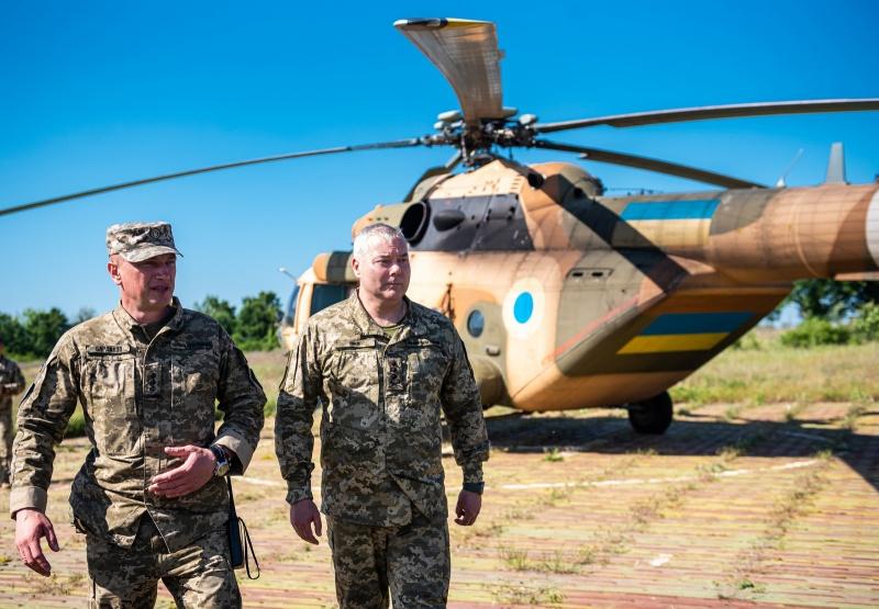 ЗСУ під керівництвом генерала Наєва провели навчання для екіпажів бойової авіації (ФОТО)