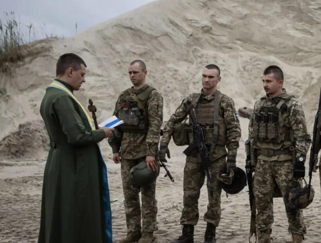 На Донеччині військовий капелан підтримує бійців ЗСУ