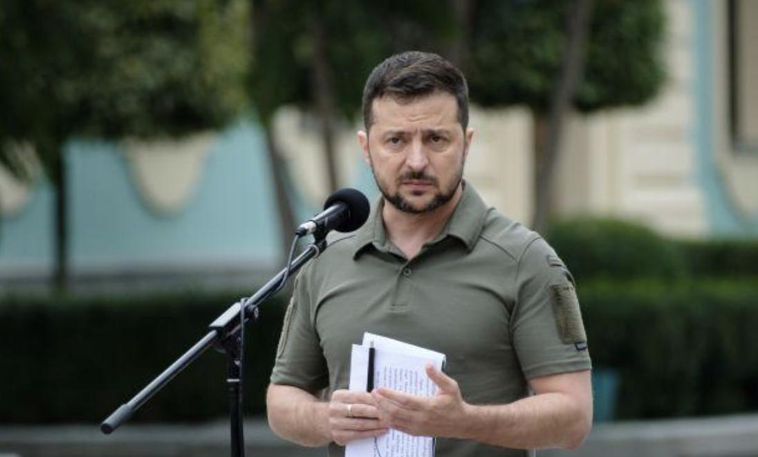 Зеленський відповів, чи варто найближчим часом чекати на демобілізацію в Україні