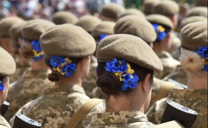 У Міноборони розповіли про випробування літньої жіночої військової форми