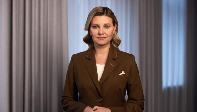 Как составить оптимальный рацион для детей летом: Елена Зеленская посоветовала полезный сервис