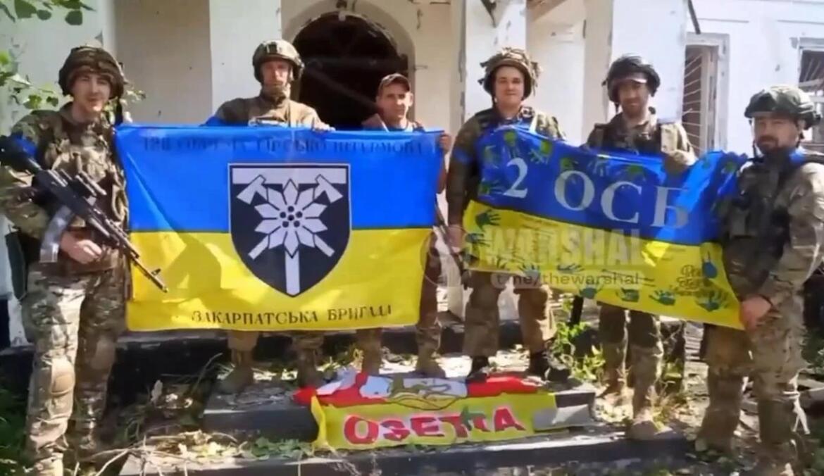 Українські військові показали перші кадри зі звільненого села на Запоріжжі (ВІДЕО)