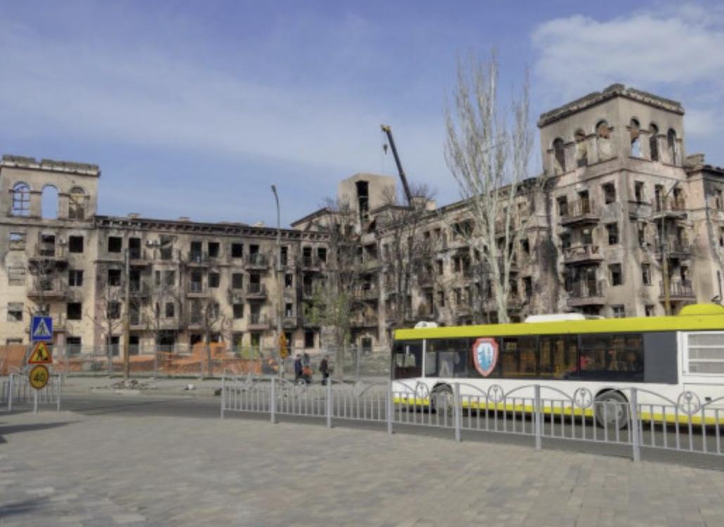 З окупованого Маріуполя «роблять ноги» кадирівці