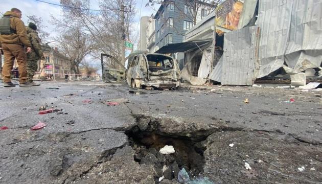 Російські загарбники обстріляли Херсонщину: серед поранених – вагітна жінка