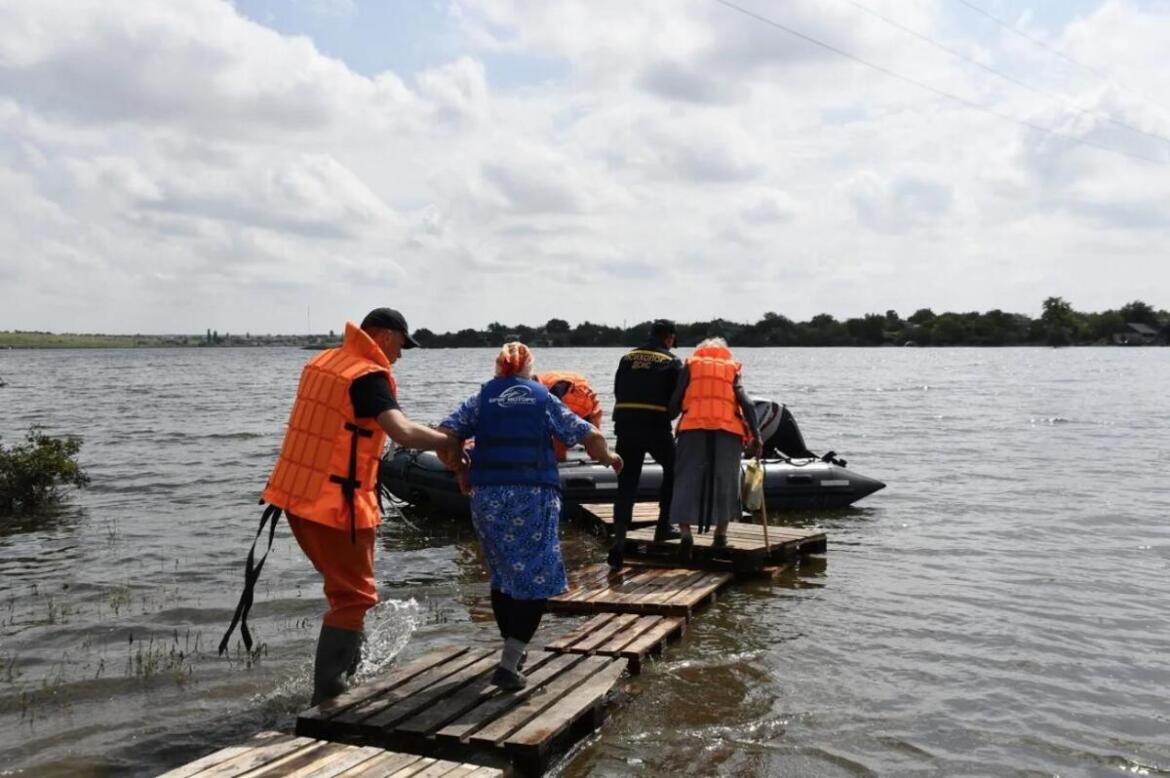 У Мінреінтеграції назвали кількість осіб, яких евакуювали з підтоплених територій