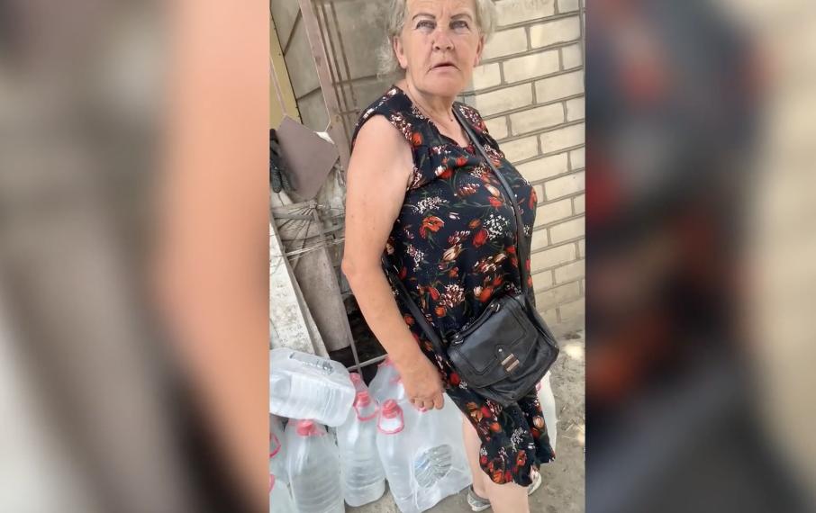 У Херсоні жінка похилого віку, яка отримала допомогу від волонтерів, зізналася у любові до росії