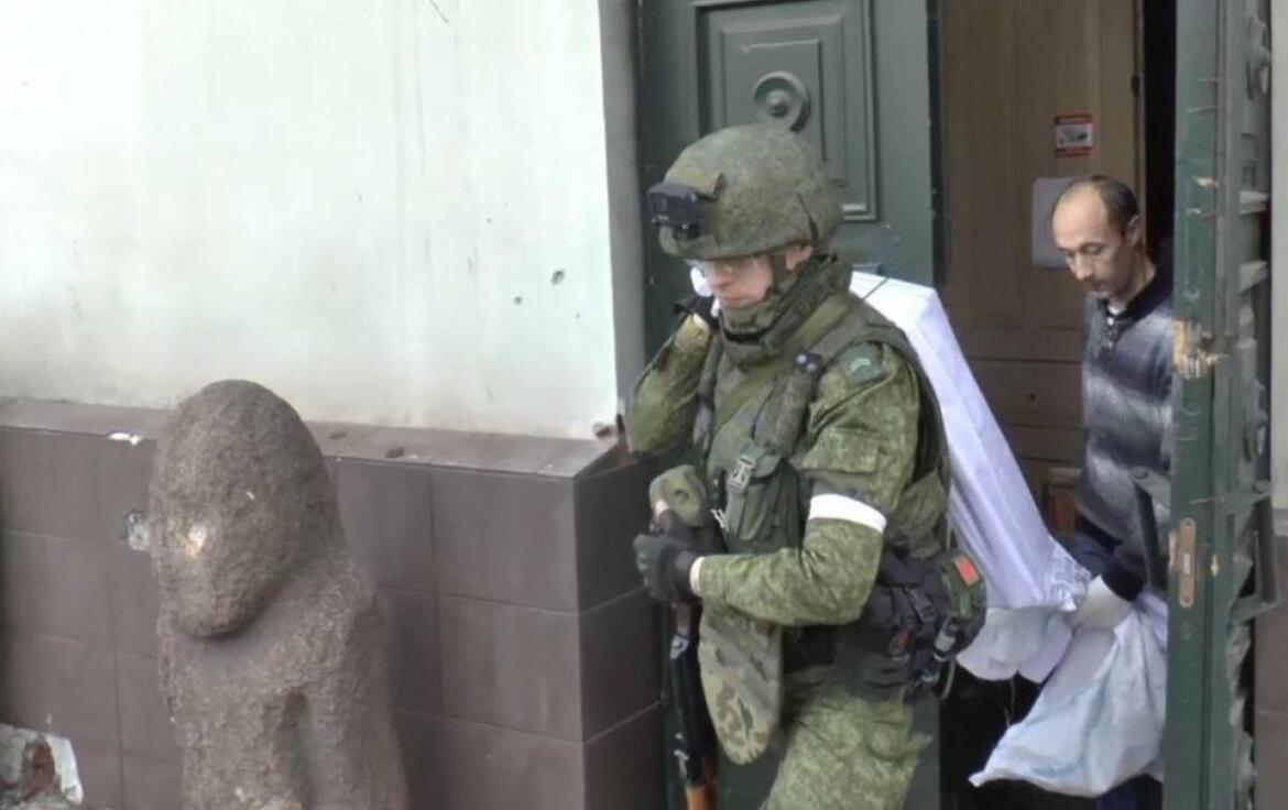 Російські загарбники готують план евакуації з Маріуполя – спротив