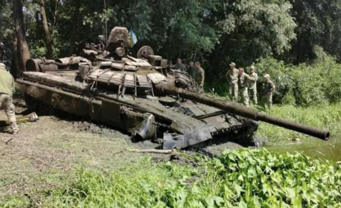У Чернігівській області з річки дістали російський «ленд-ліз» для ЗСУ