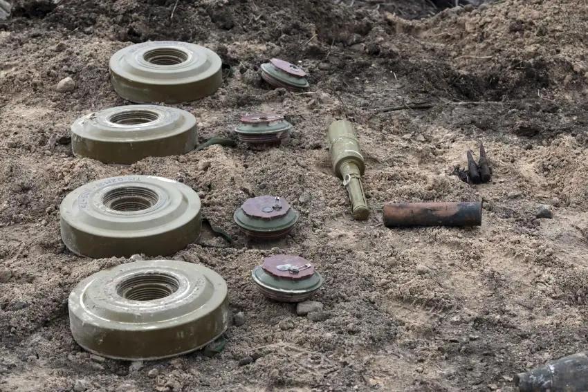 У ДСНС назвали кількість людей, які загинули від мін та вибухонебезпечних предметів
