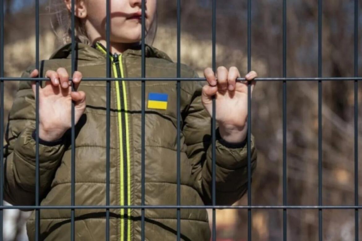 Ще 80 українських дітей росіяни вивезли з окупованої Луганщини до Костроми, — спротив