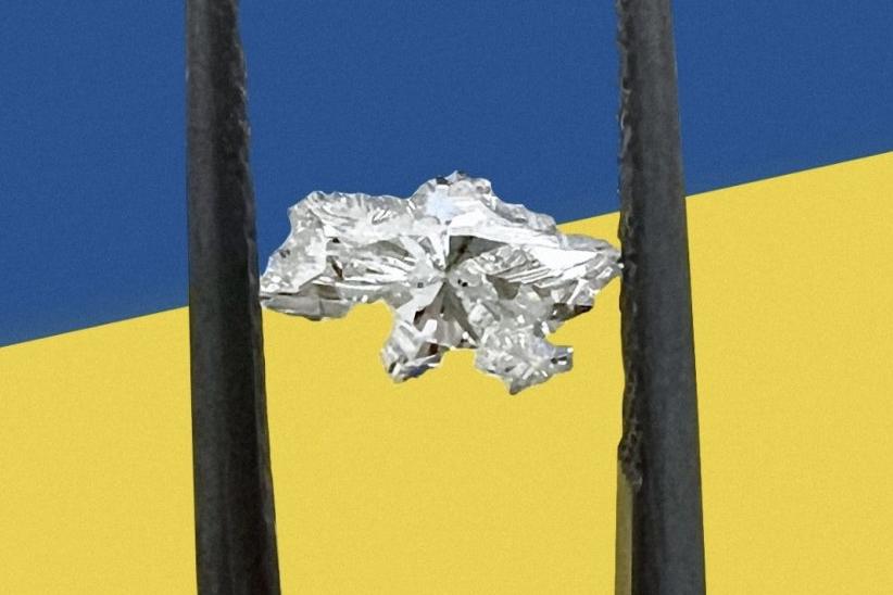 Діамант у формі карти України створив відомий ювелірний бренд