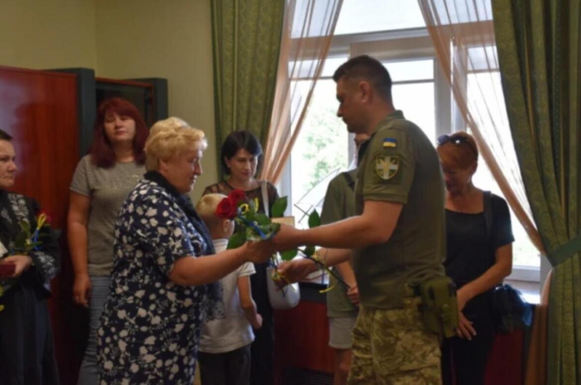 Посмертні нагороди загиблих на війні лучан отримали їхні рідні