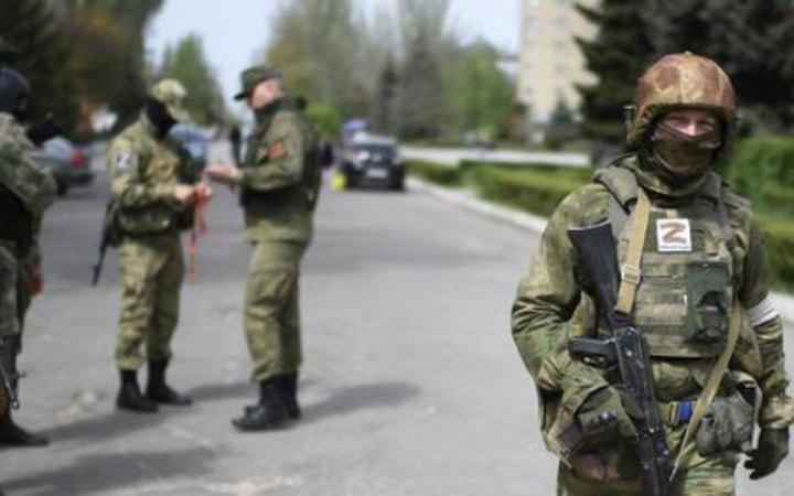 На окупованому Запоріжжі росіяни погрожують вчителям депортацією – ЦНС