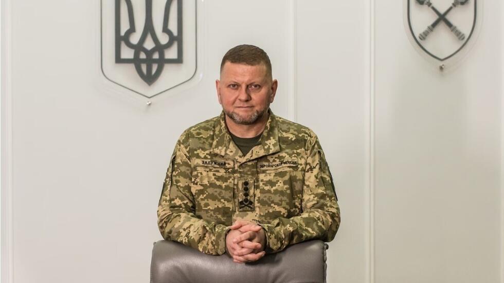 «Дякую нашим янголам війни»: Головнокомандувач ЗСУ привітав медиків зі професійним святом (ВІДЕО)