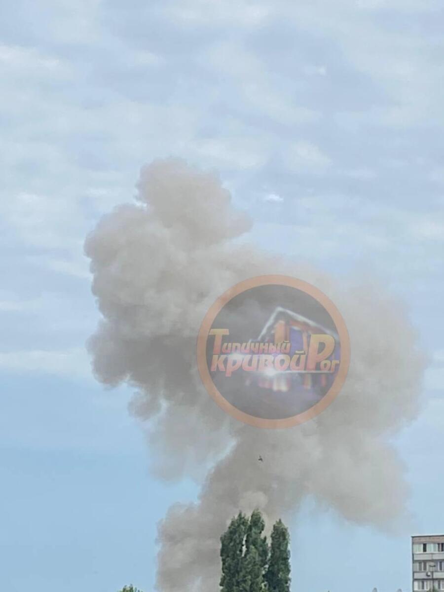 У Кривому Розі пролунали гучні вибухи: що відомо
