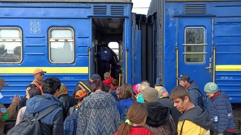 З Покровська за день евакуювались понад 100 мешканців Донеччини, — ОВА