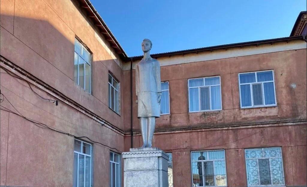 В Одесской области отказались демонтировать памятник советского времени
