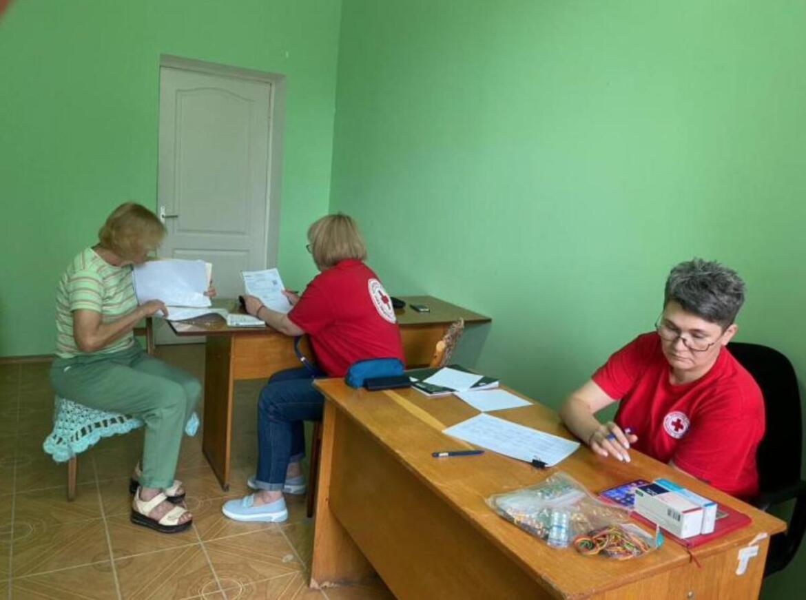 Медичні послуги надаватимуться для луганських переселенців у житомирському хабі
