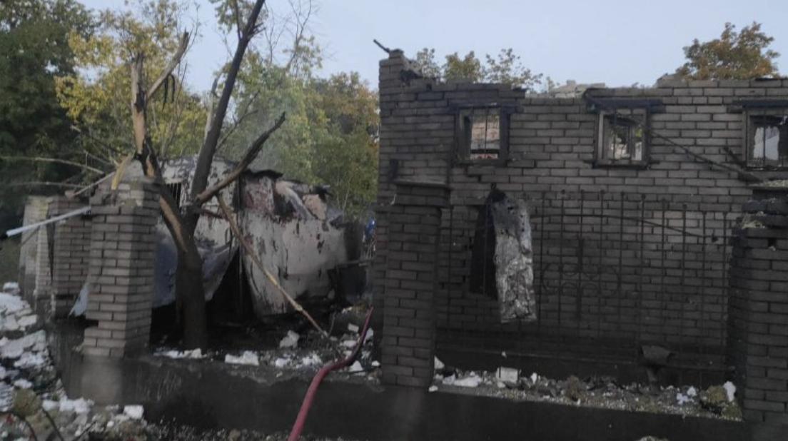 Російські окупаційні війська завдали чергового ракетного удару по мирному Запоріжжю