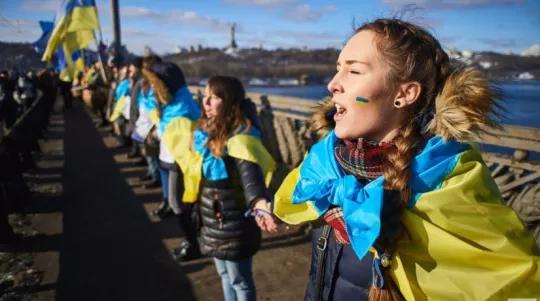 Живий ланцюг єдності: у різних країнах до Дня Незалежності відбудеться патріотичний флешмоб
