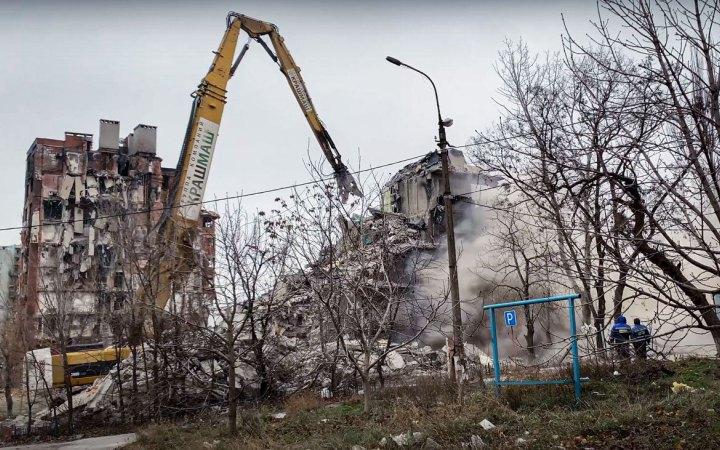 Стало відомо, скільки багатоквартирних будинків знесли окупанти у Маріуполі