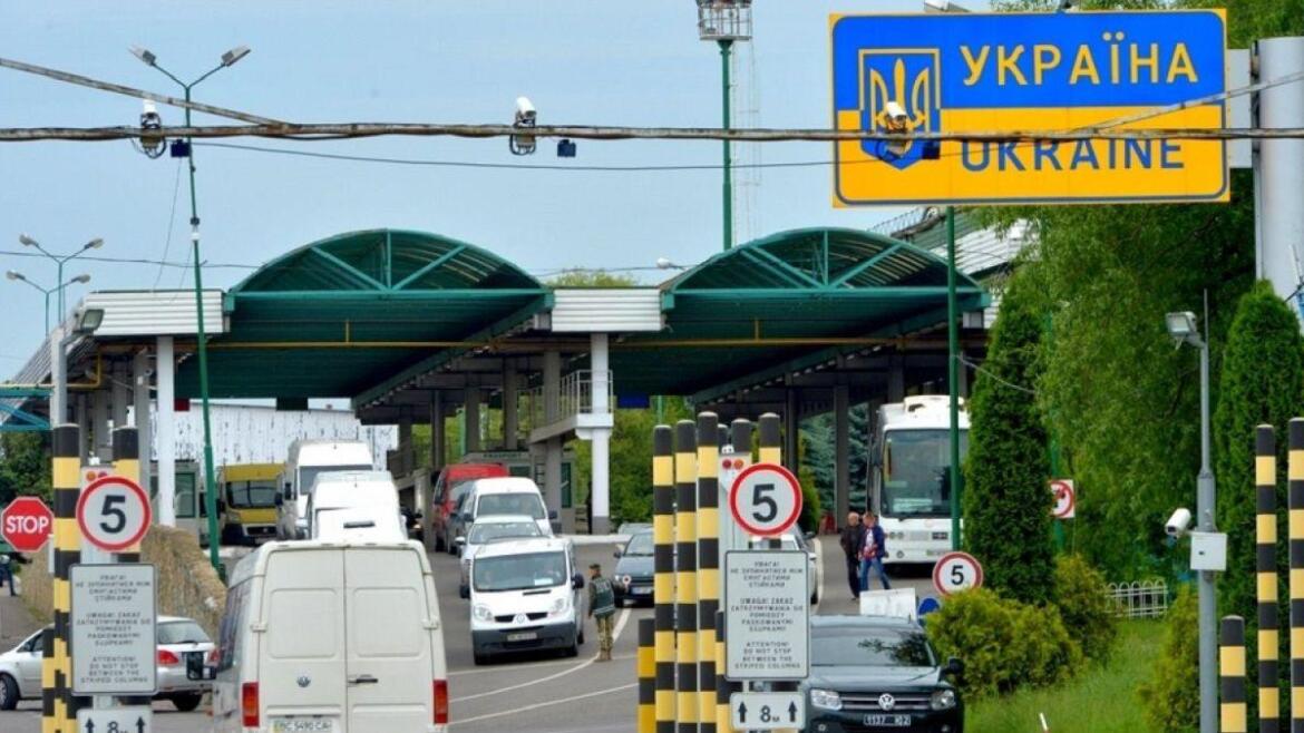 Українські прикордонники розповіли, як змінився пасажиропотік на кордоні від початку серпня