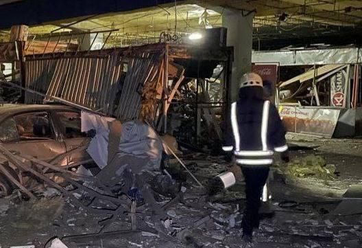 Російські окупанти завдали ракетного удару по Дніпру: що відомо