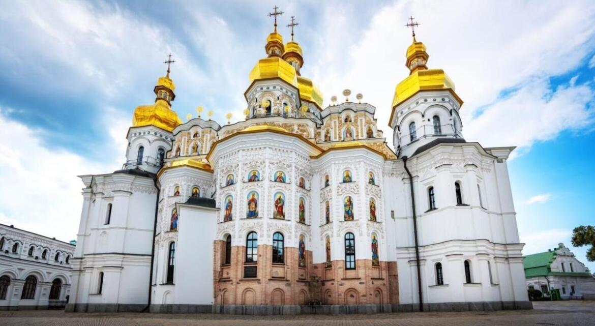 Эпифаний возглавит богослужение в Лавре по случаю 950-летия закладки Успенского собора