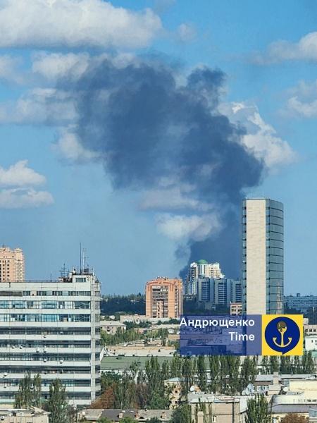В окупованому Донецьку сталася «бавовна»: піднявся стовп диму