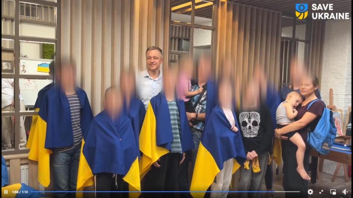 З окупованих територій вдалося повернути ще 13 українських дітей