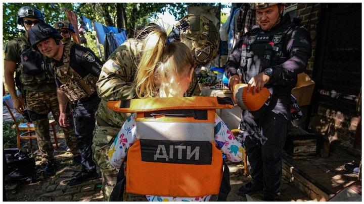 Стало відомо, скільки дітей досі залишається у прифронтових громадах Запорізької області
