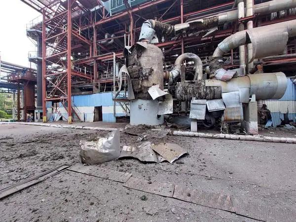 У Сєвєродонецьку окупанти вантажівками вивозять обладнання з території заводу «Азот», — Лисогор