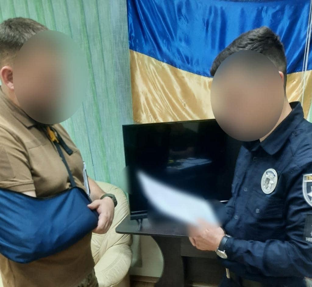 На Київщині викрили людей, які під виглядом волонтерів переправляли ухилянтів за кордон