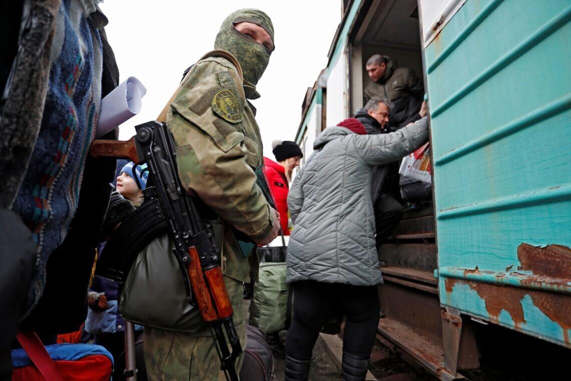 Росіяни планують вивезти частину мешканців окупованої Горлівки до рф – спротив