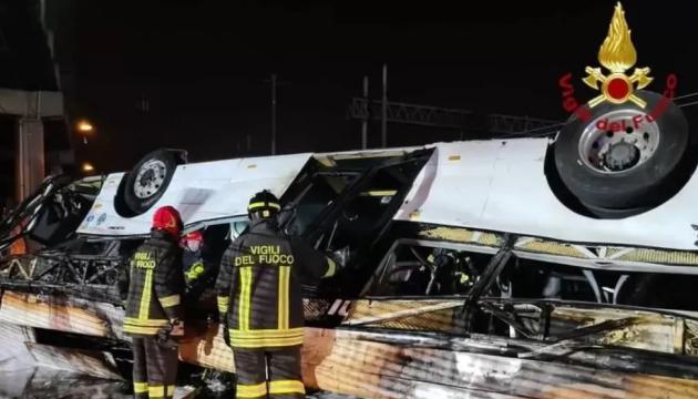 Аварія автобуса в Італії: кількість загиблих українців зросла до дев’яти