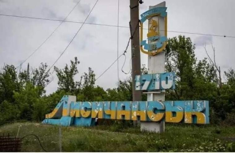 На Луганщині загарбники облаштовують у житлових будинках військові шпиталі