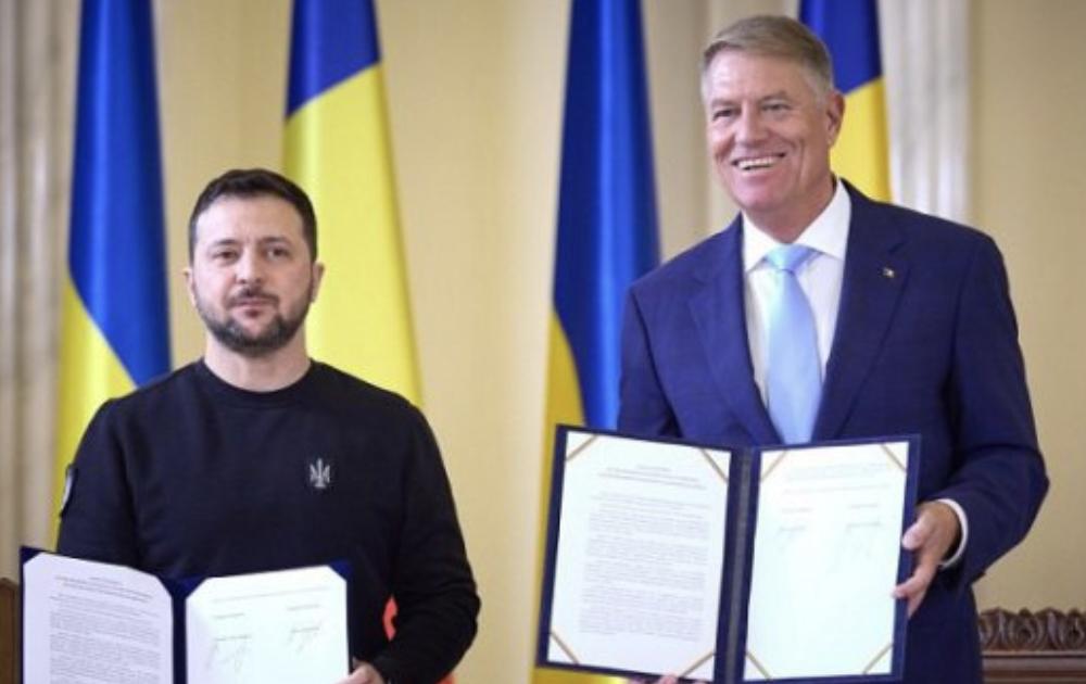 Український та румунський глави держав поставили підписи під важливим документом для двох країн