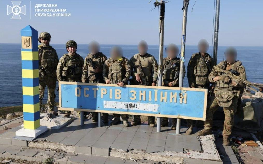 В разведке рассказали, как освобождали остров Змеиный