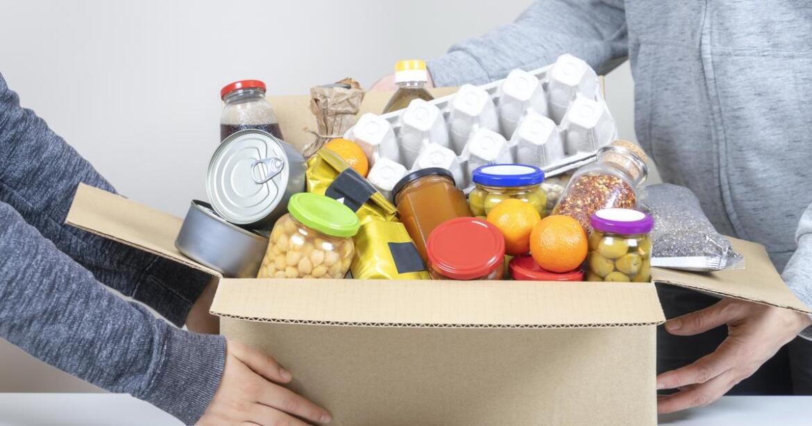 Переселенці з Маріуполя можуть отримати продуктові набори у Житомирі