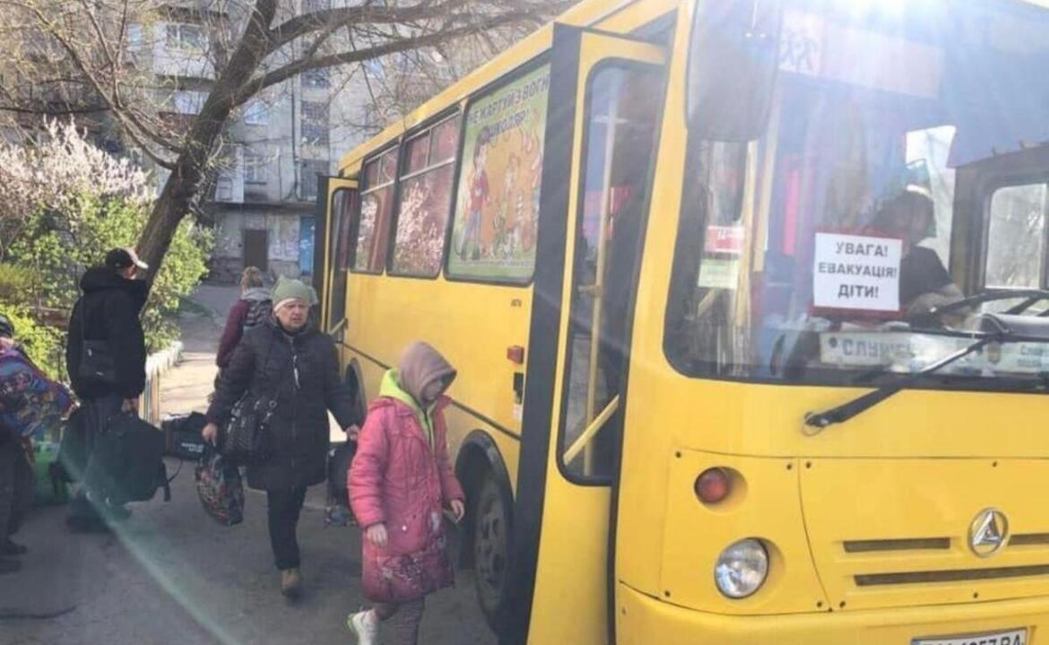 З Новолюбівки на Луганщині вдалося евакуювати чотирьох цивільних