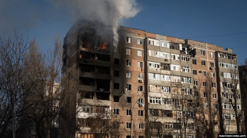 Під обстрілами у прифронтовій Авдіївці залишається майже 1600 жителів – МВА