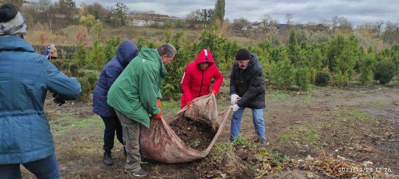Переселенці з Херсонщини стали учасниками екотолоки в Житомирі