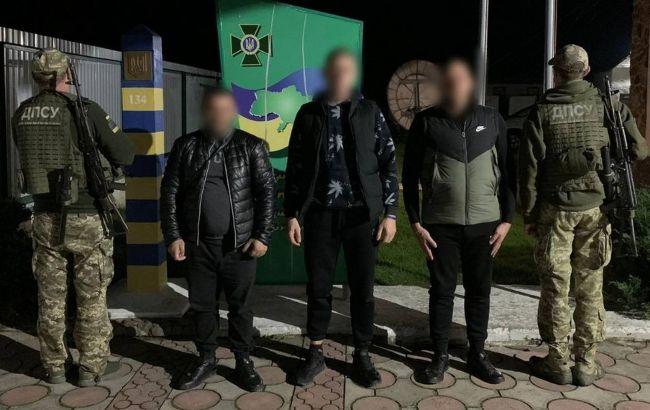 Прикордонники затримали 16 ухилянтів, які намагались втекти за кордон