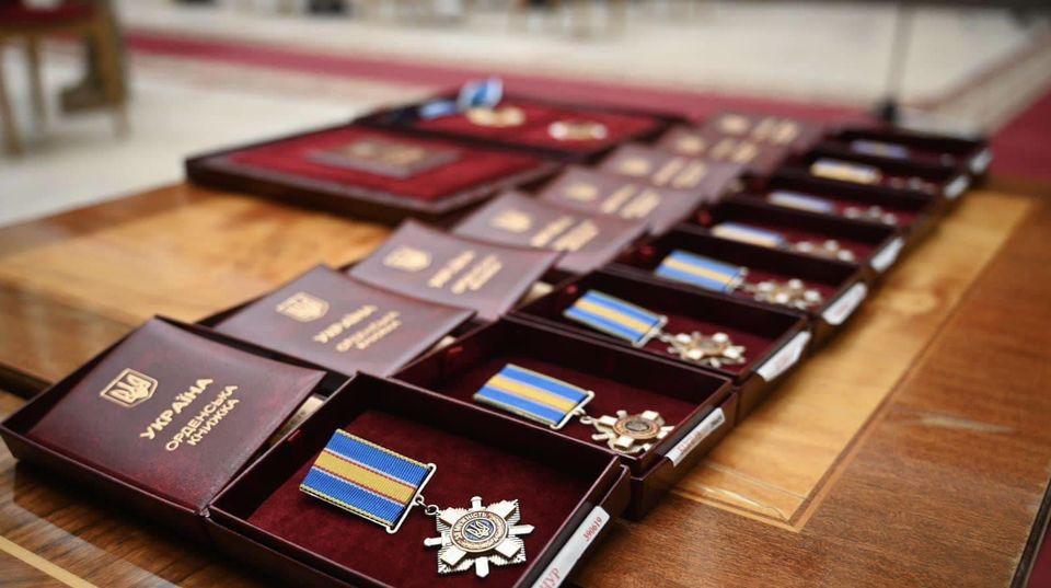 Державними нагородами відзначено 54 українських воїнів, з них 32 – посмертно